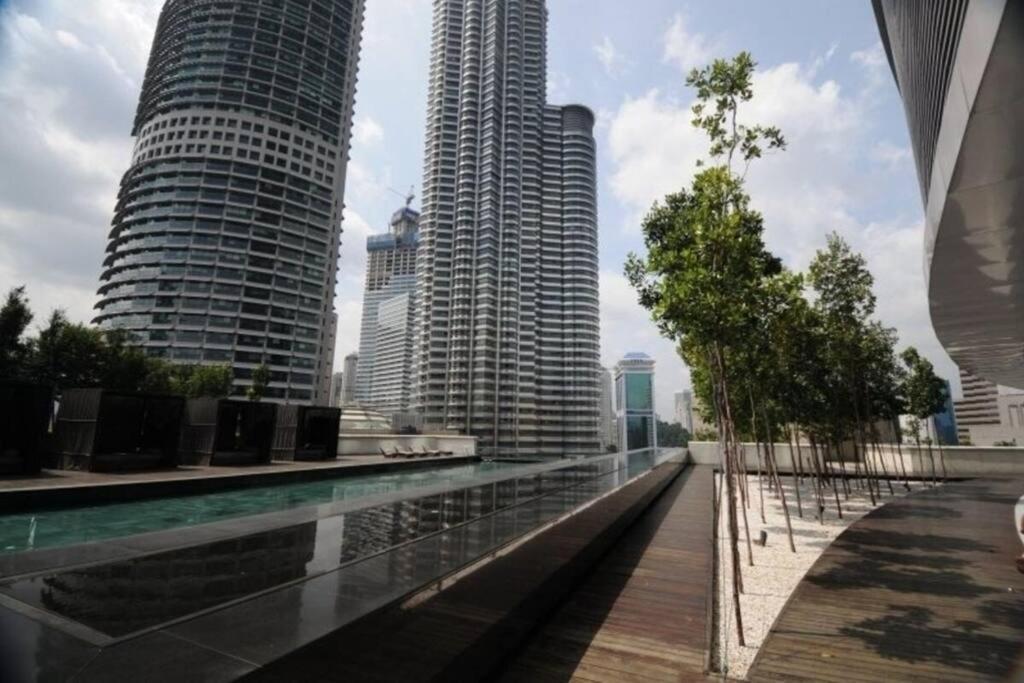 Апартаменты 1 Min To Klcc Twin Tower Куала-Лумпур Экстерьер фото